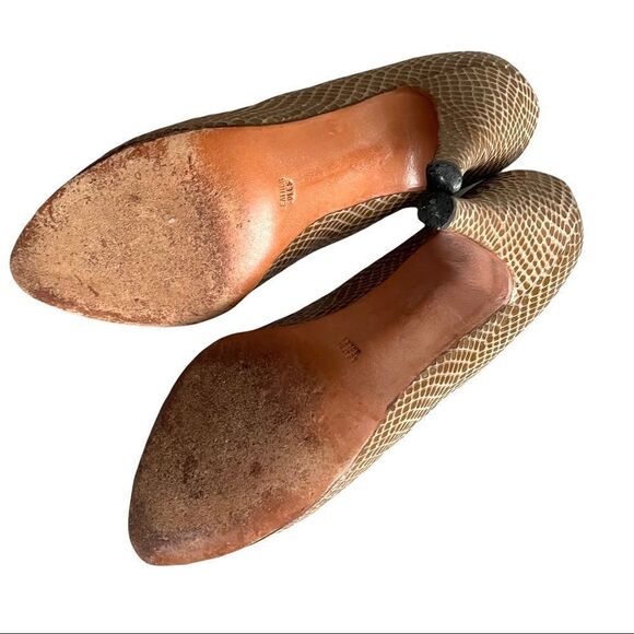 CALDERONE Vintage Tan Snake Embossed Leather Pumps Tan 6.5 - Picture 12 of 13